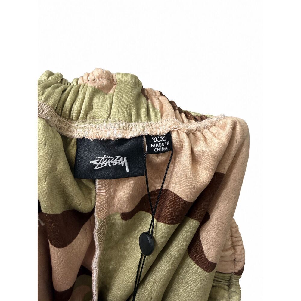 Stüssy Sand Camo Mesh Shorts SS25 - Picture 4 of 5